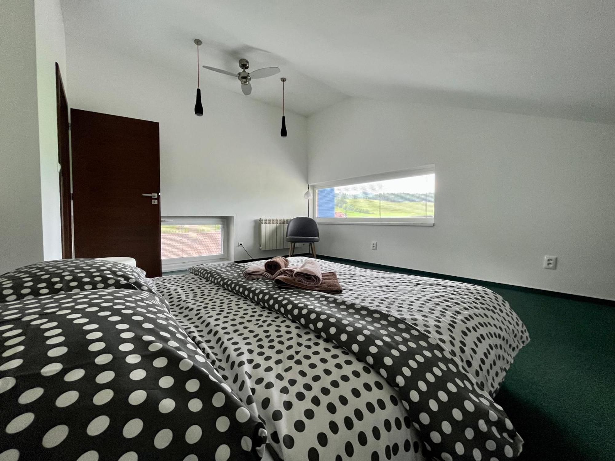 Modry Dom Apartman *